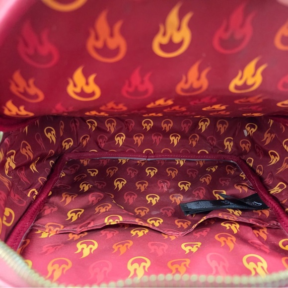 Loungefly Charmander Evolutions Pokemon Backpack - Picture 10 of 12